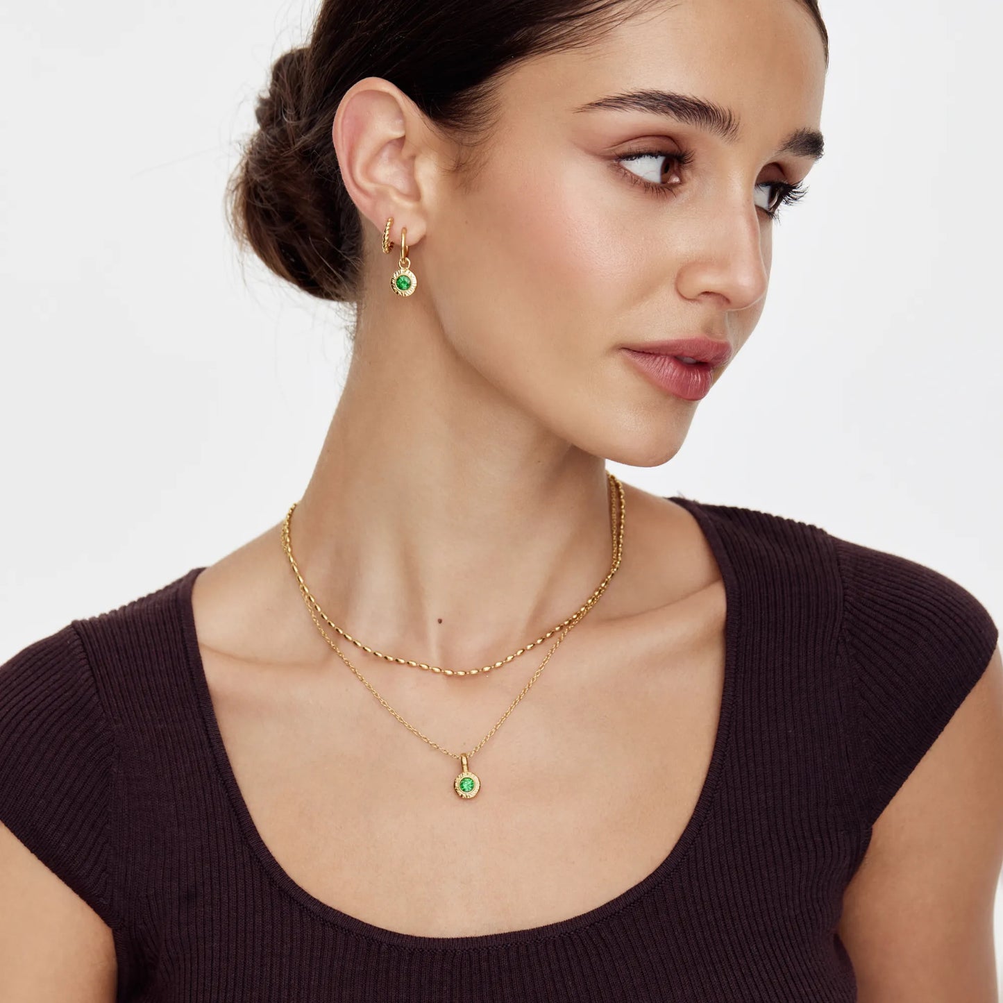 Personalised birthstone pendant necklace close-up — Olivia Jewelry