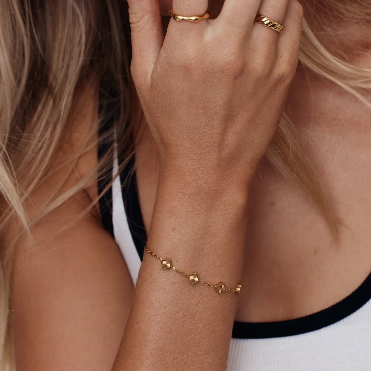 Mini Sunburst Clover Bracelet