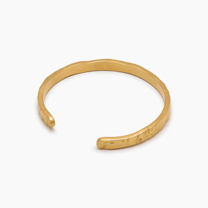 Essential textured cuff bracelet lifestyle — Olivia Jewelry