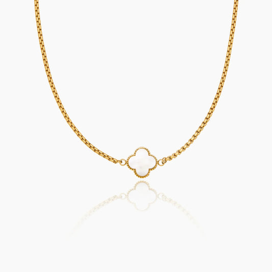 Pearl clover necklace gold — Olivia Jewelry