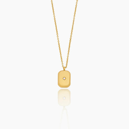 Stella Pendant Necklace
