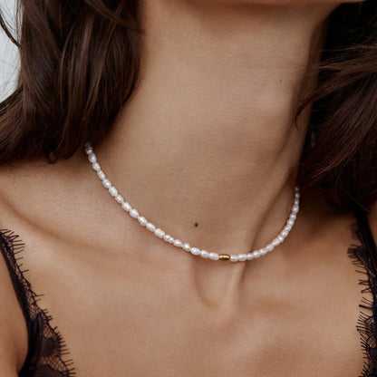 Essential Pearl Choker Necklace