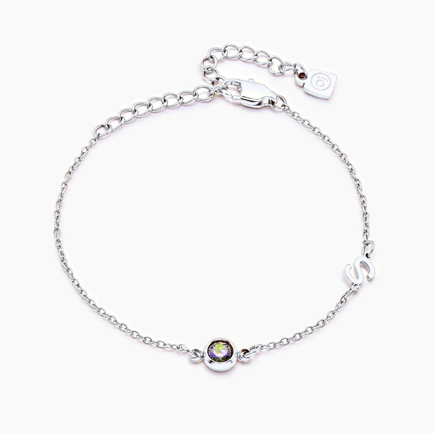side-set-initial-birthstone-bracelet — Silver / Aug-Peridot